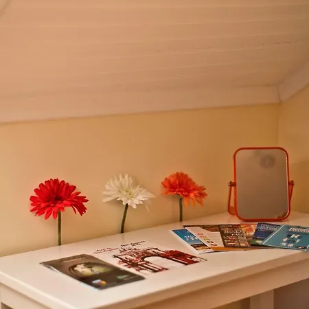 Old Town Loft Apartment Lisbon